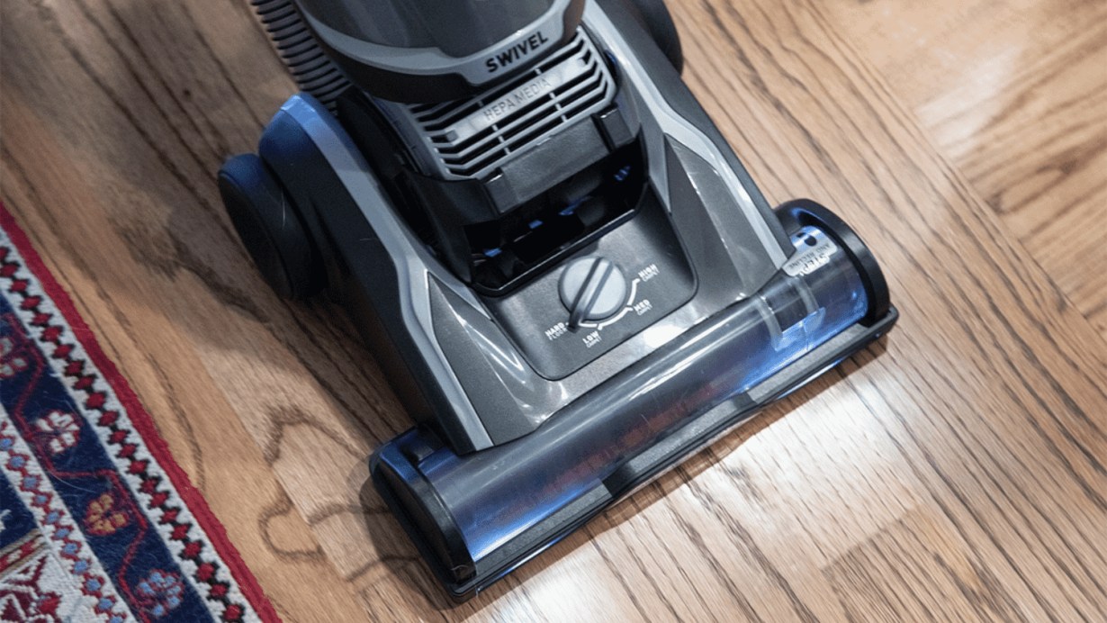 Pet Vacuum Cleaner with HEPA Media Filtration Pet Vacuum Cleaner with HEPA Media Filtration