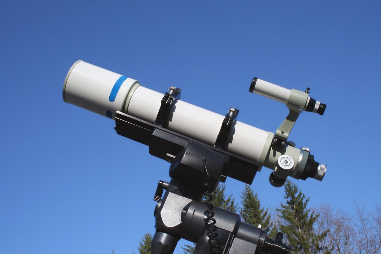 refractor telescope