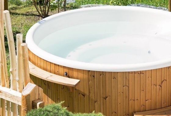 Best Inflatable Hot Tubs
