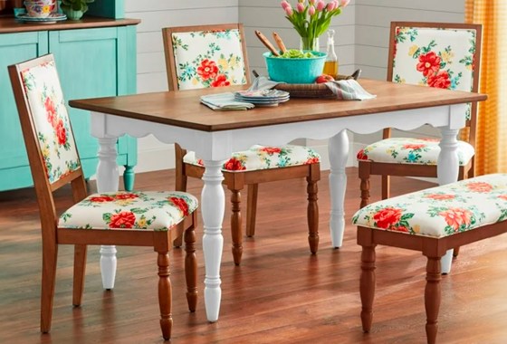 Farmhouse meets florals in the Pioneer Woman’s Walmart line