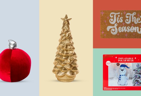 Five Below is practically giving its holiday décor away