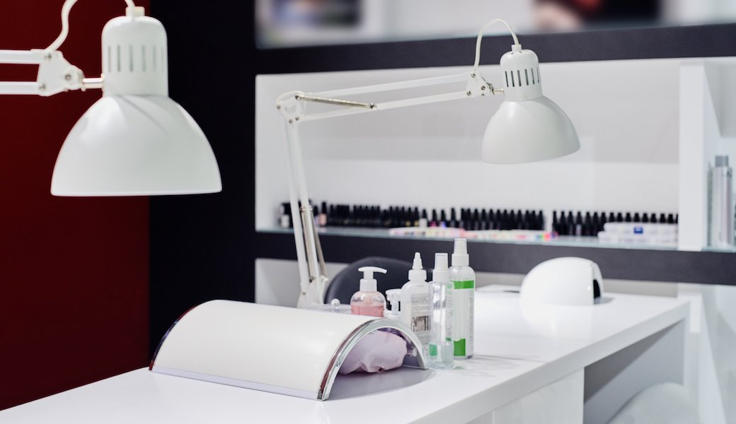 5 Best Manicure Tables May 2021 BestReviews