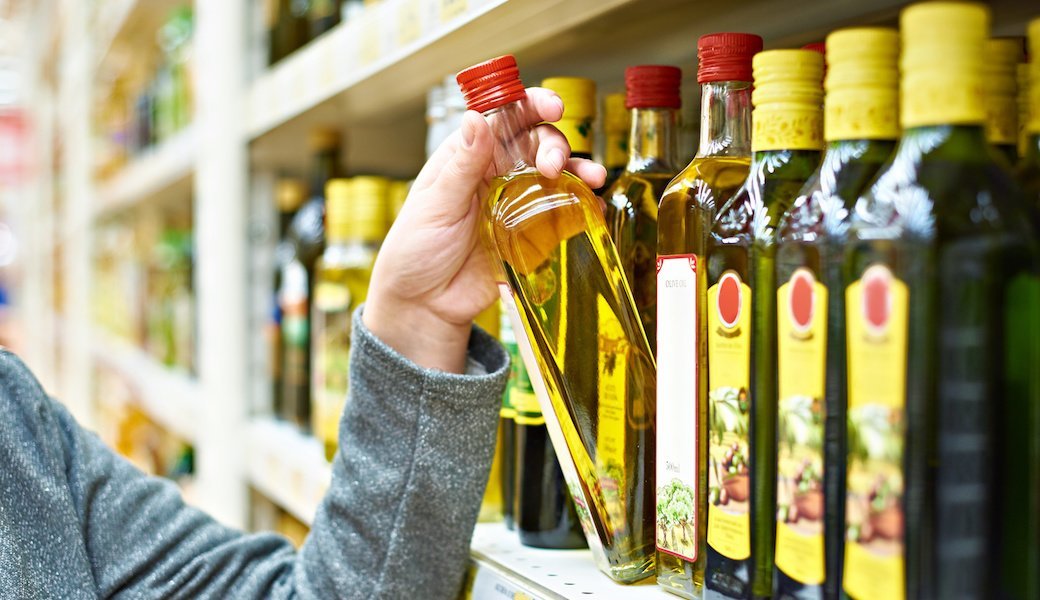 EHOMEA2Z Italian Glass Olive Oil Dispenser Bottle - 16 Oz, Oil and Vinegar  Cruet with Stainless Stee…See more EHOMEA2Z Italian Glass Olive Oil