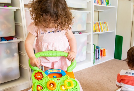 Best plastic toy box