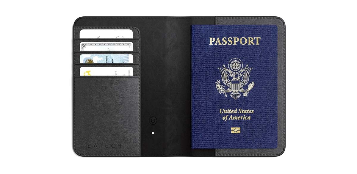 Satechi Vegan-Leather FindAll Passport Cover