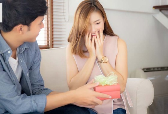 Best high-end Christmas gift for your wife