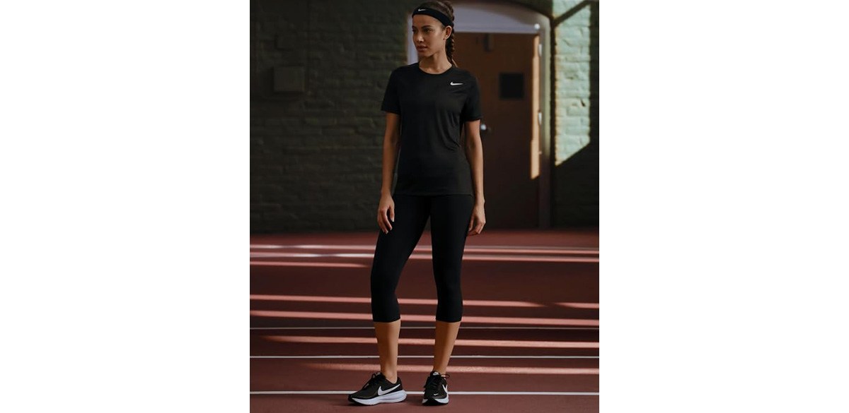 Nike Women's Revolution 8 Road Running Shoes