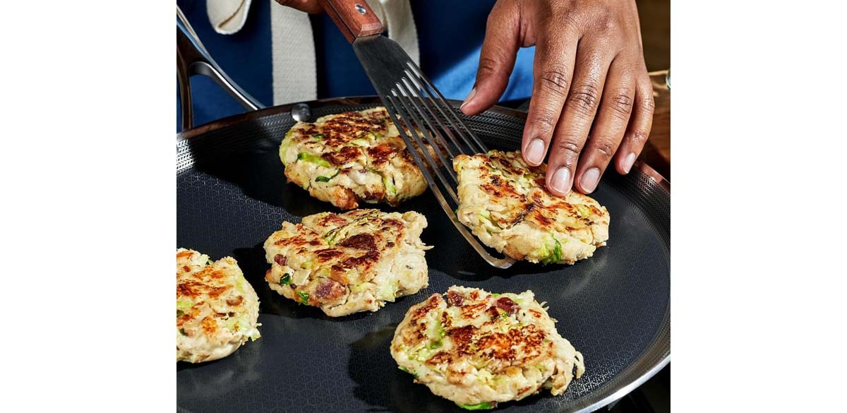 HexClad 13 Inch Hybrid Nonstick Griddle Pan for Stovetop