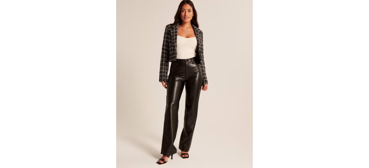Abercrombie &amp; Fitch Curve Love Vegan Leather 90s Relaxed Pant