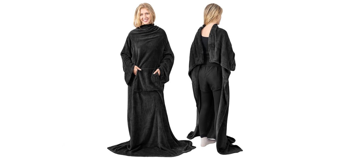 floor-length black fleece blanket with sleeves