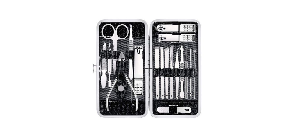 https://cdn11.bestreviews.com/images/v4desktop/image-full-page-cb/best-stocking-stuffers-for-college-students-yougai-manicure-set-nail-clippers.jpg?p=w1228