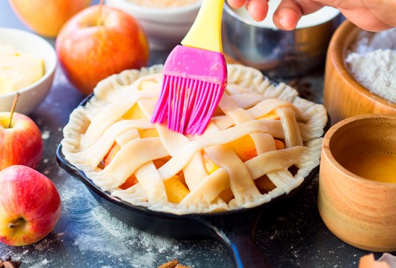 Celebrate apple-picking season with these handy pie-making tools