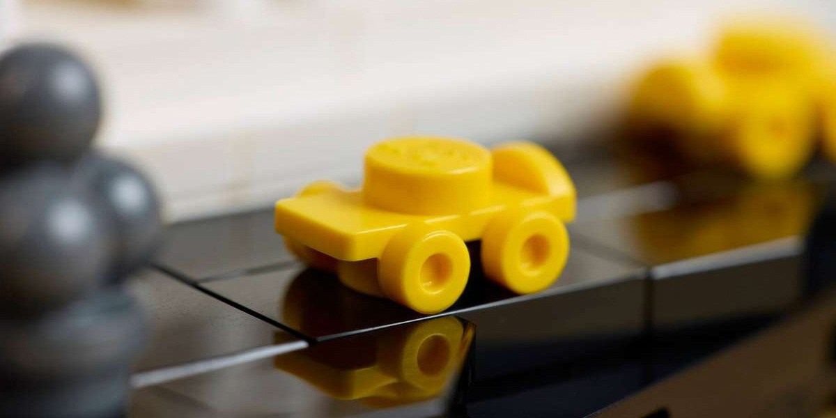 LEGO Big Apple Closeup of Cars