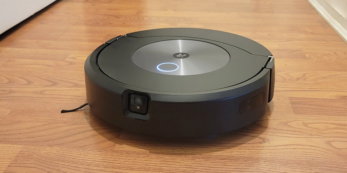 9 Best Best Robot Vacuums for Laminate Floors - Nov. 2024 - BestReviews