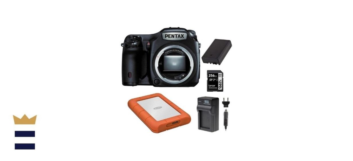 Pentax 645Z (51 Megapixel) Medium Format Digital SLR Camera Body 3.2&quot; LCD Monitor Bundle