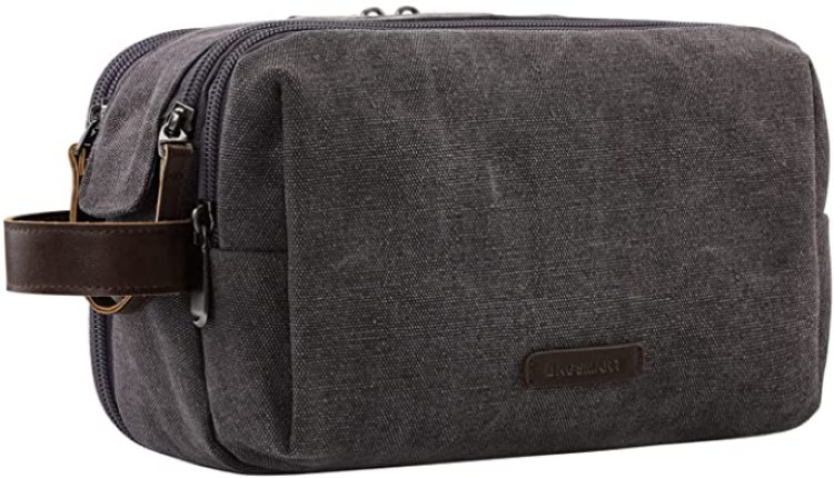 BAGSMART Toiletry Bag for Men